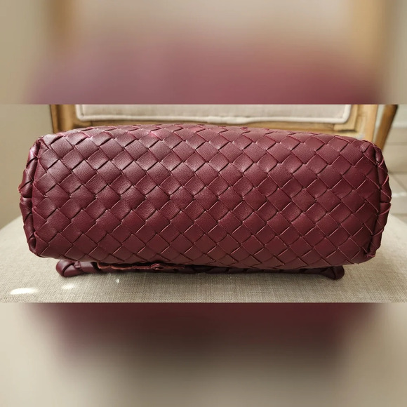 Bottega Veneta Limited Edition Butterfly Olimpia Crossbody Intrecciato Burgundy - Picture 10 of 15